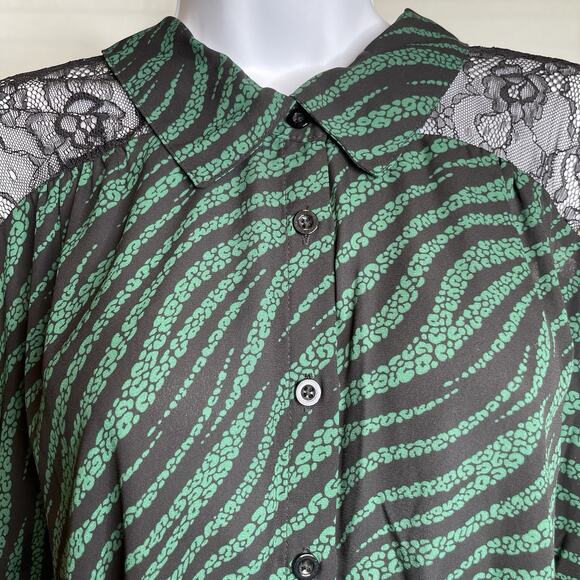 Torrid Women's‎ Green Georgette Lace Leopard Blouse Size 4X Flowy Going Out - Picture 7 of 12